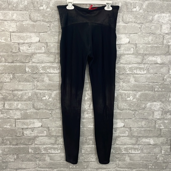 Spanx Faux Leather Leggings Black High Waist Compression - Picture 4 of 6